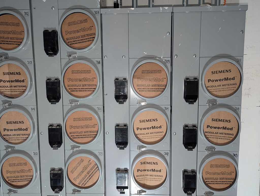 Commercial electrical installation by D&E Proelectric LLC